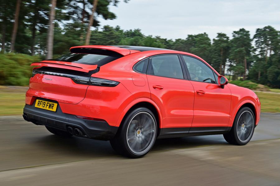  Porsche Cayenne Coupe 2019 года  (UK) (фото 8 из 40)